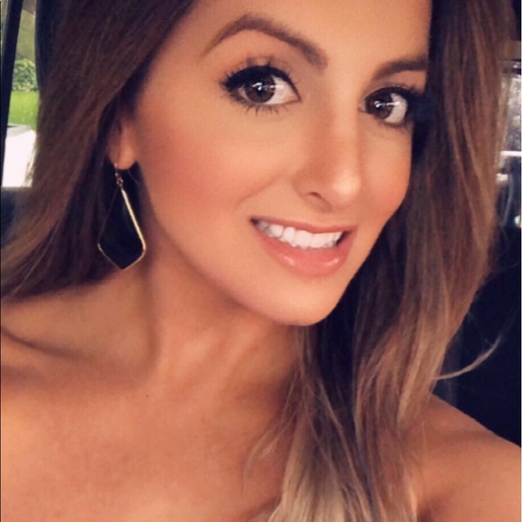 jackiezamora